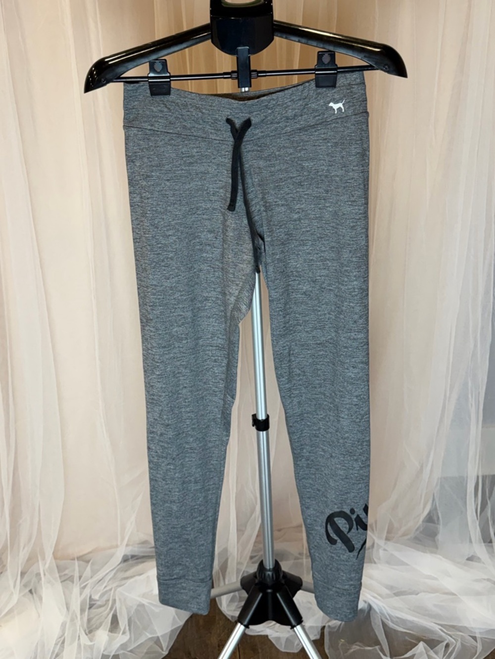 PINK Victoria’s Secret Gray Jogger Leggings Drawstring Logo – Size M